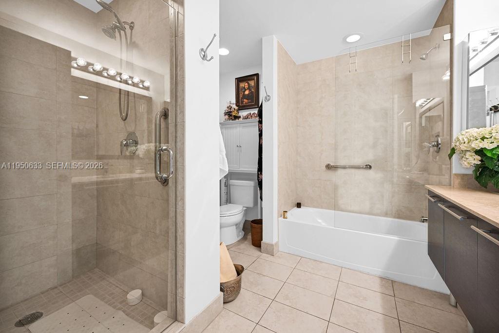 1900 N Bayshore Dr #5103 Miami, FL 33132