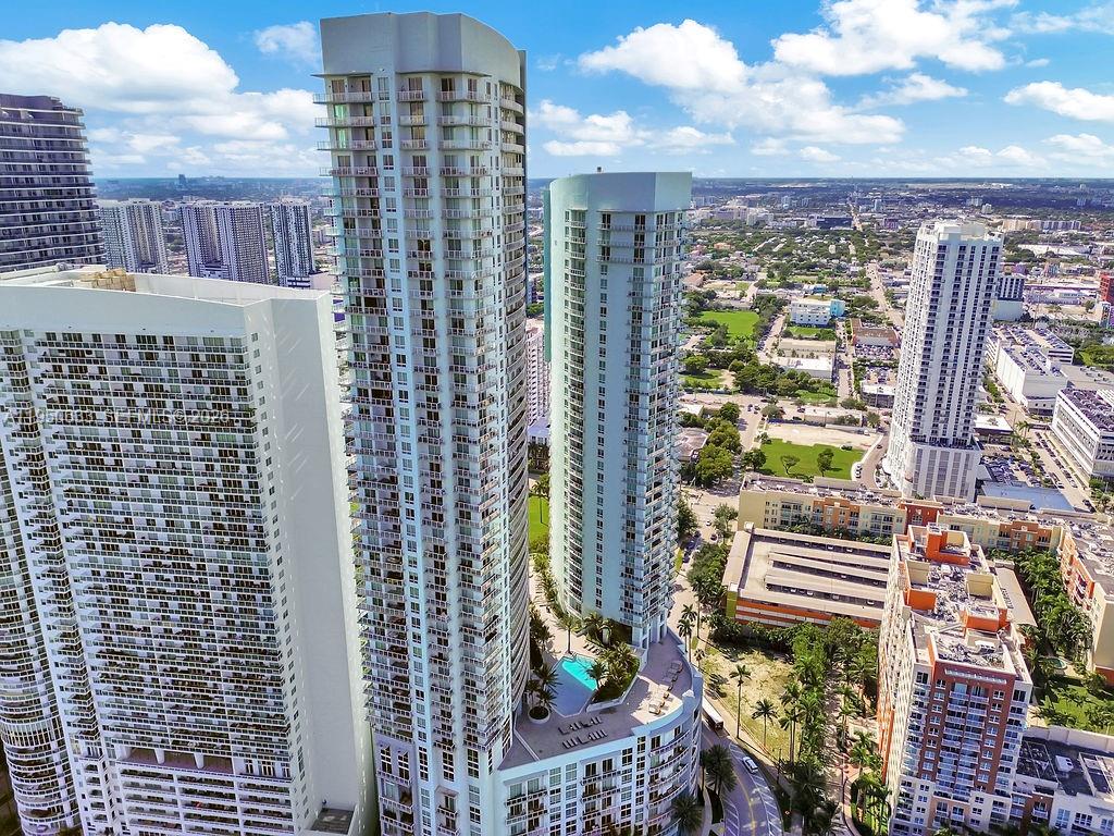 1900 N Bayshore Dr #5103 Miami, FL 33132
