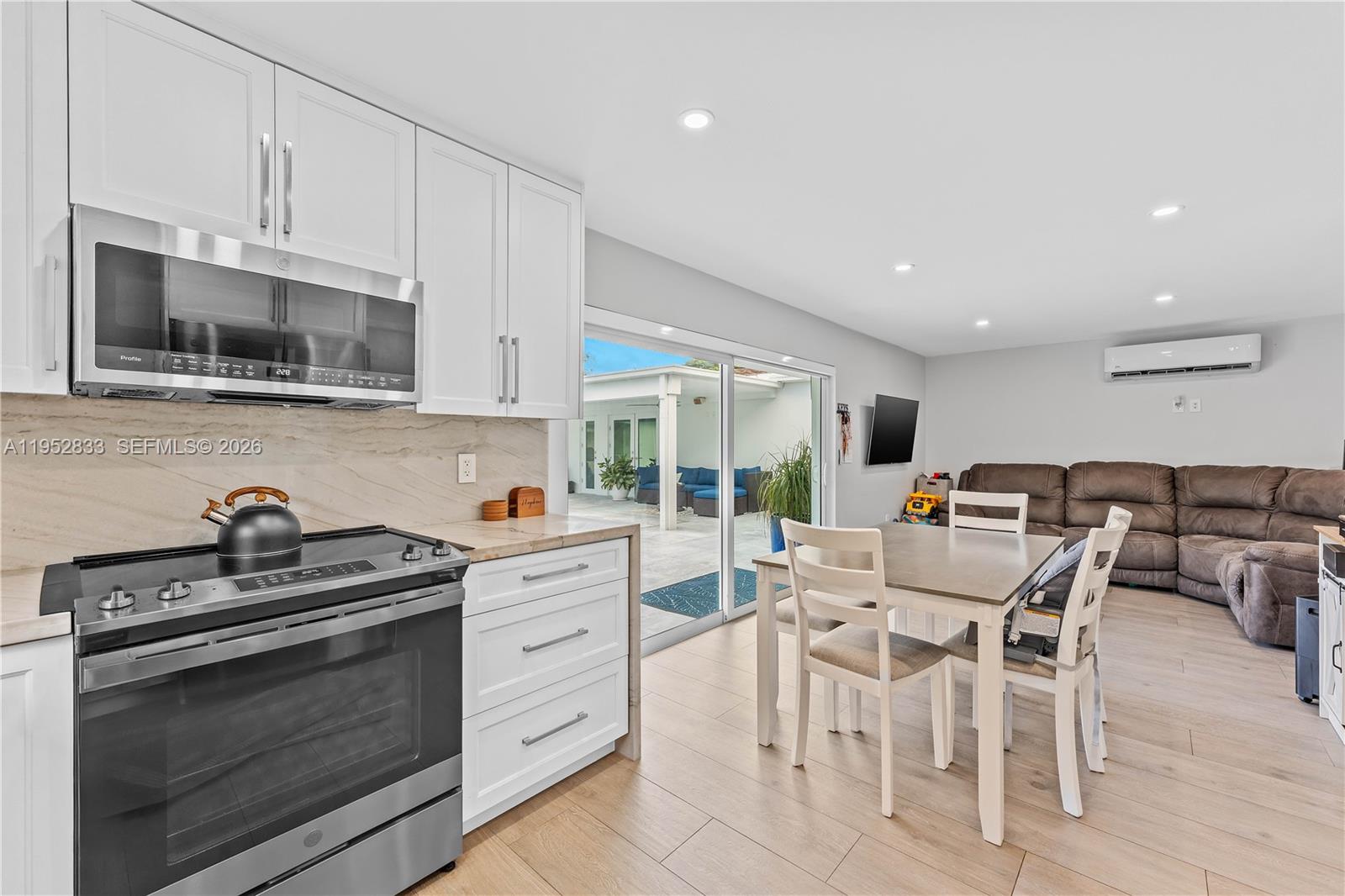 7425 SW 139th Ter Palmetto Bay, FL 33158