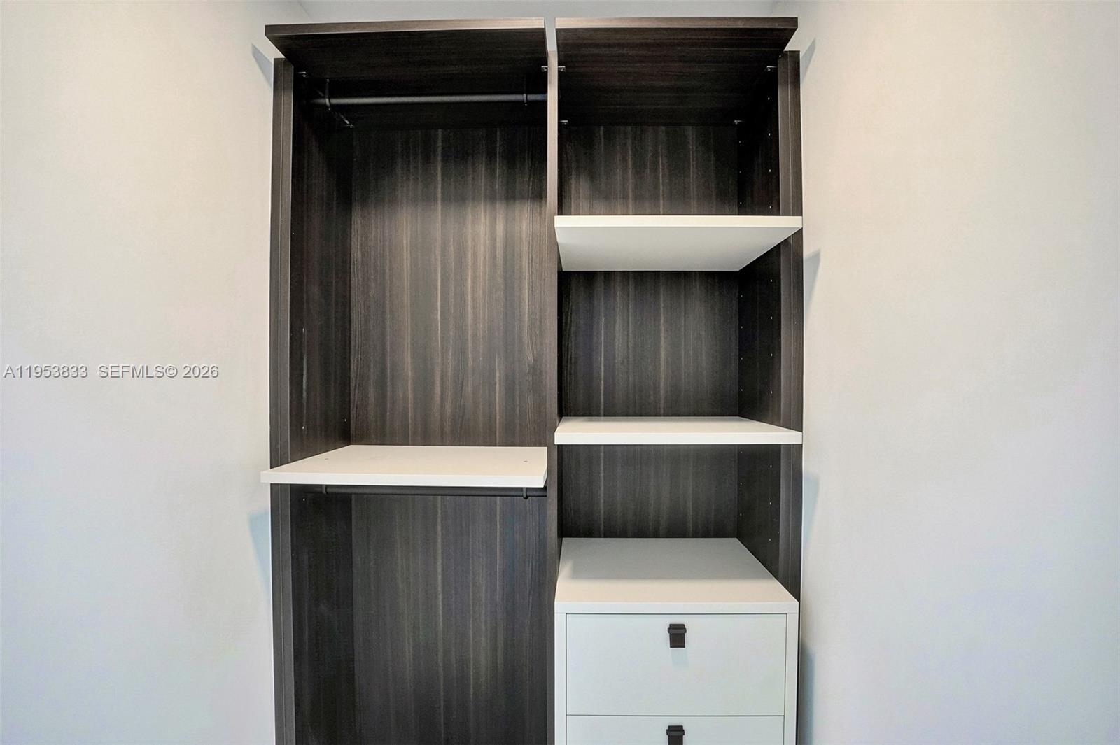 image Merrick Manor25