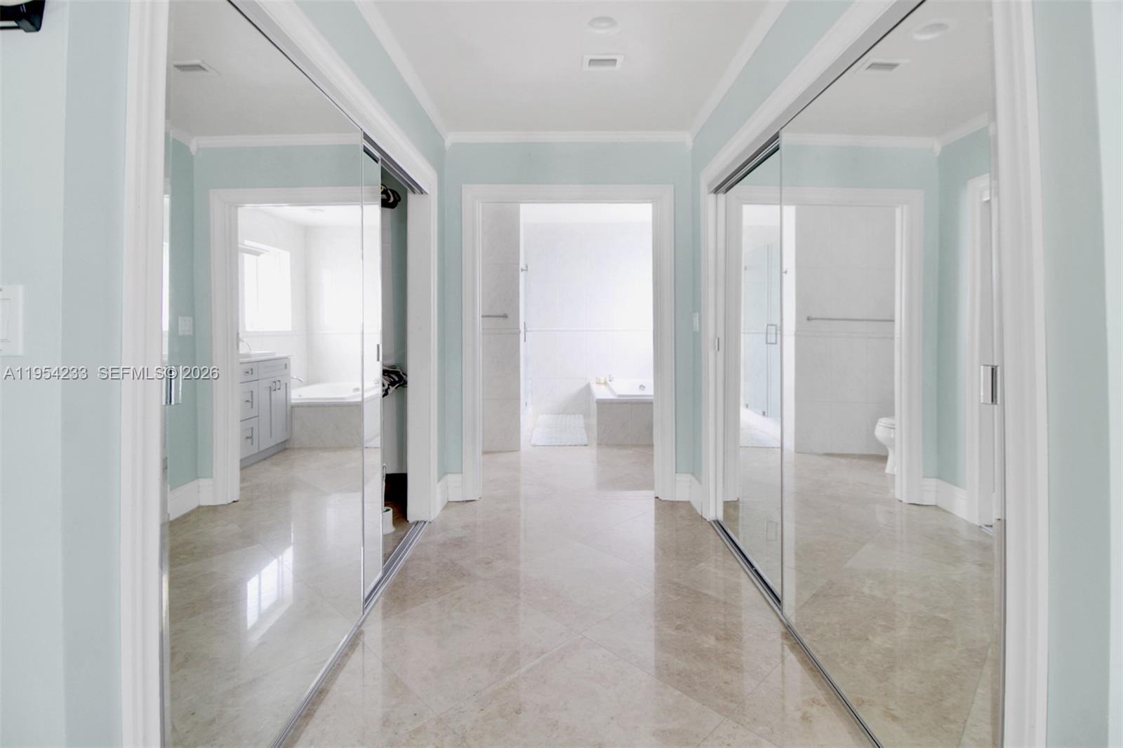 15144 SW 72nd Ct Palmetto Bay, FL 33158