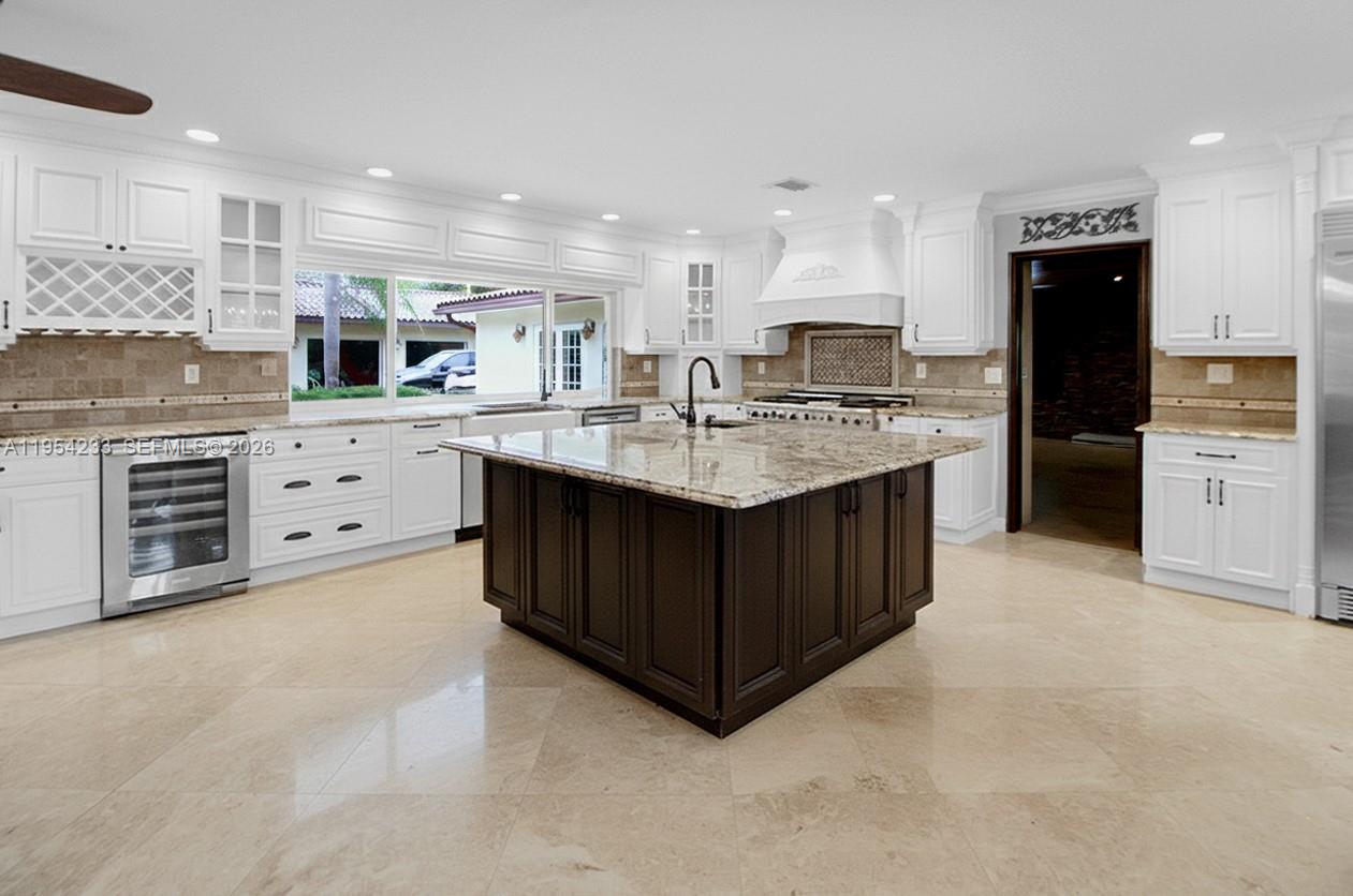 15144 SW 72nd Ct Palmetto Bay, FL 33158