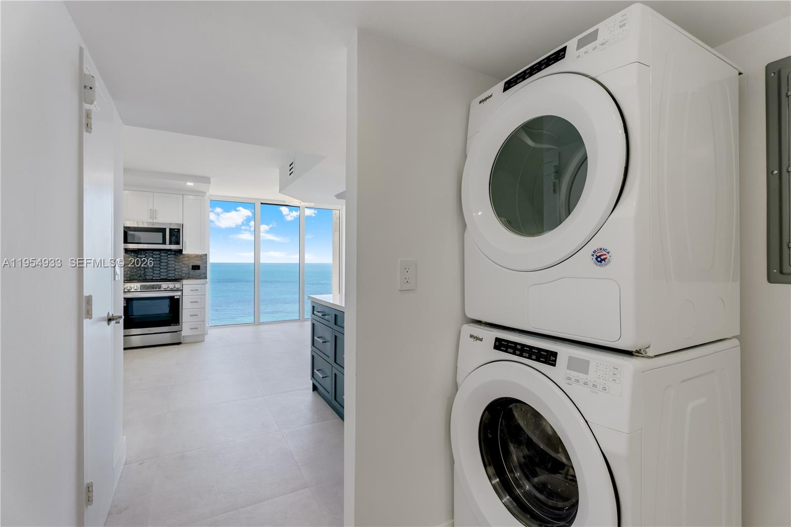 image Casa Del Mar Condos9