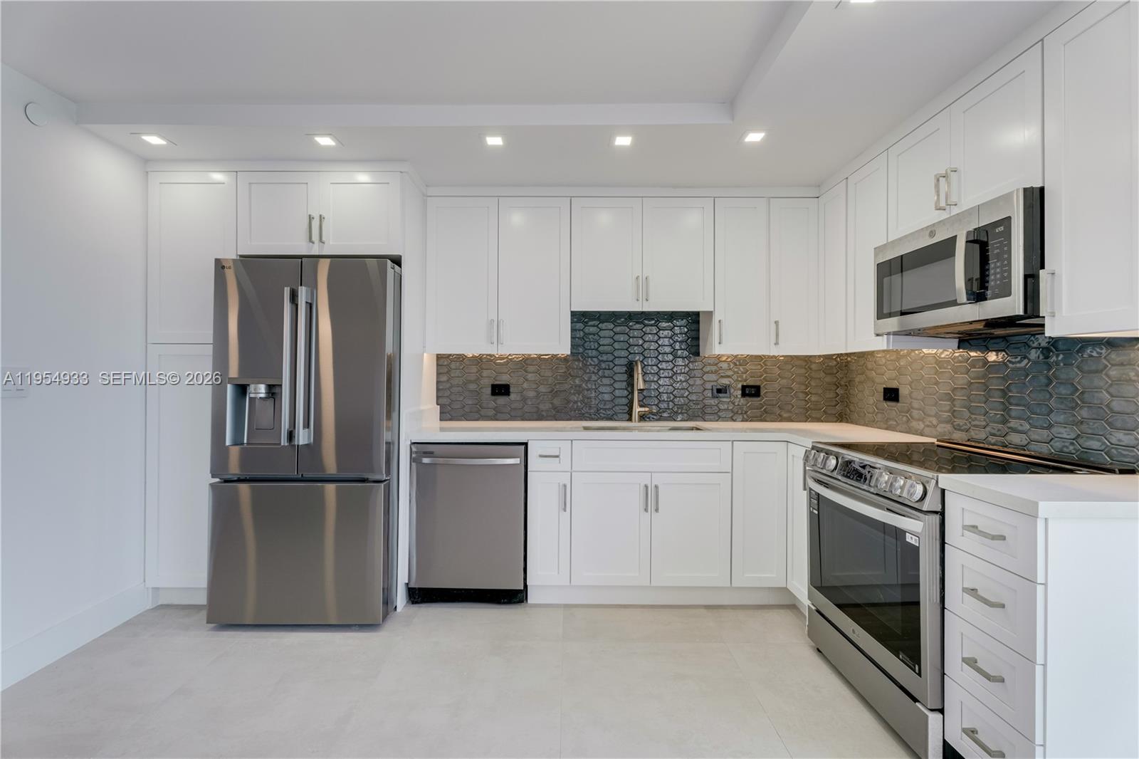 image Casa Del Mar Condos22