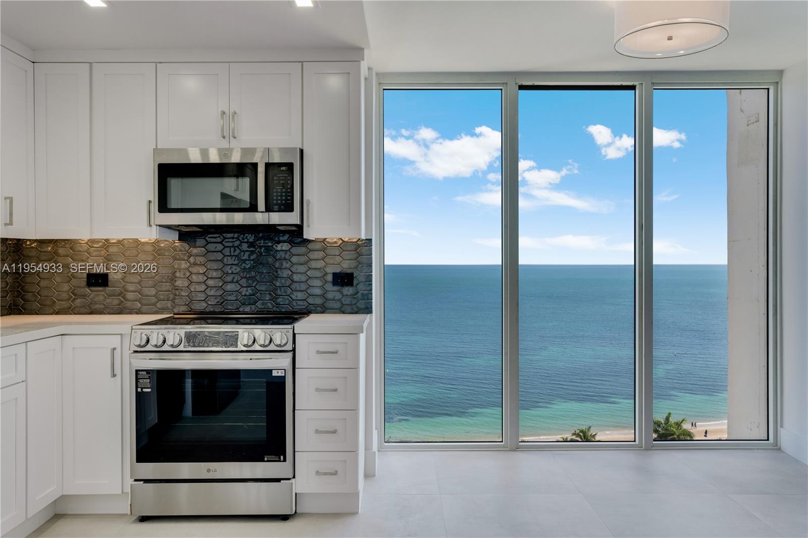 image Casa Del Mar Condos26