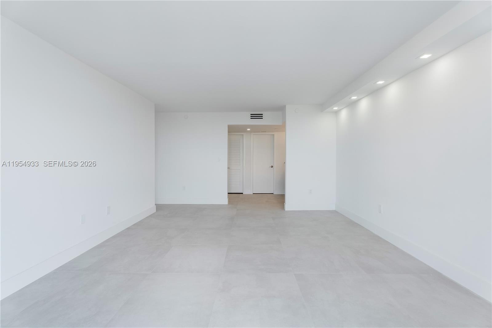 image Casa Del Mar Condos29