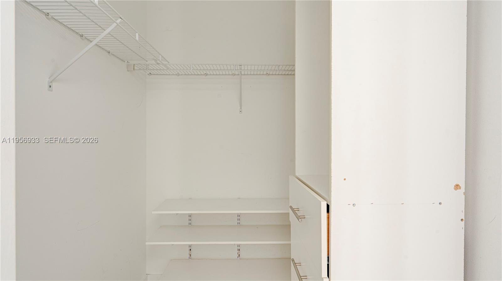 image The Ivy at Riverfront11