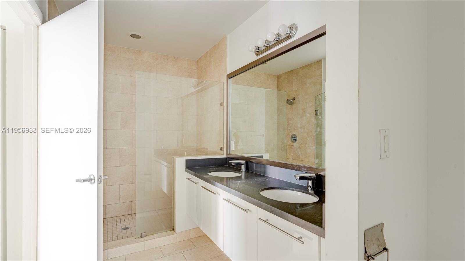 image The Ivy at Riverfront14