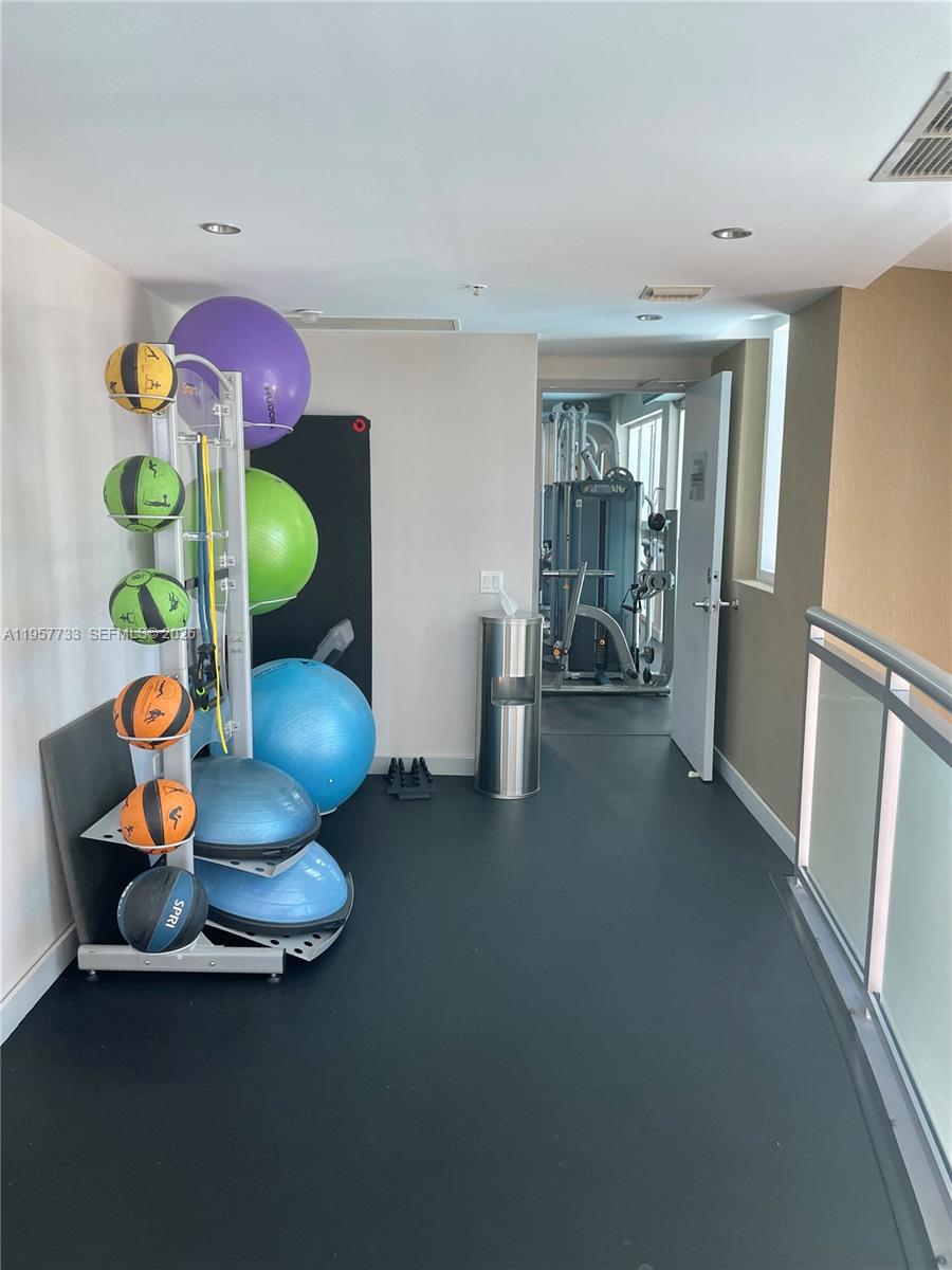 image Infinity at Brickell37