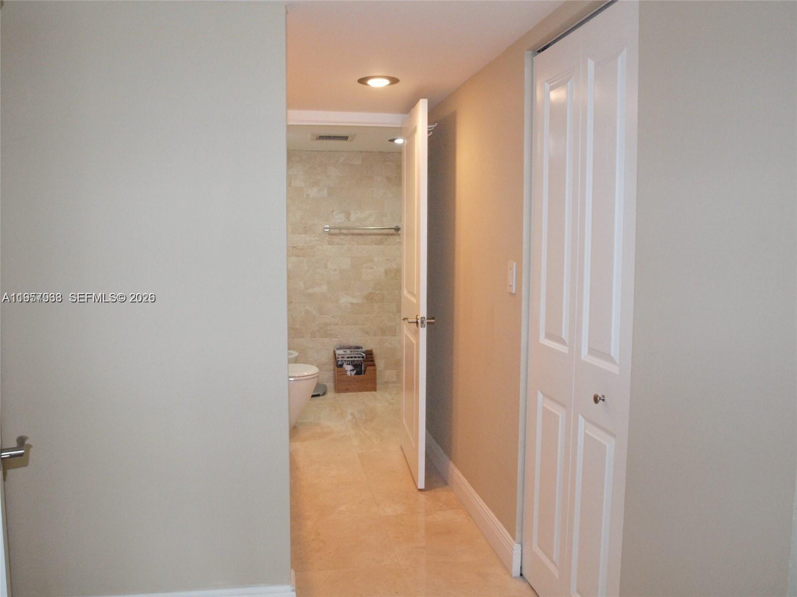 image Brickell Place II26