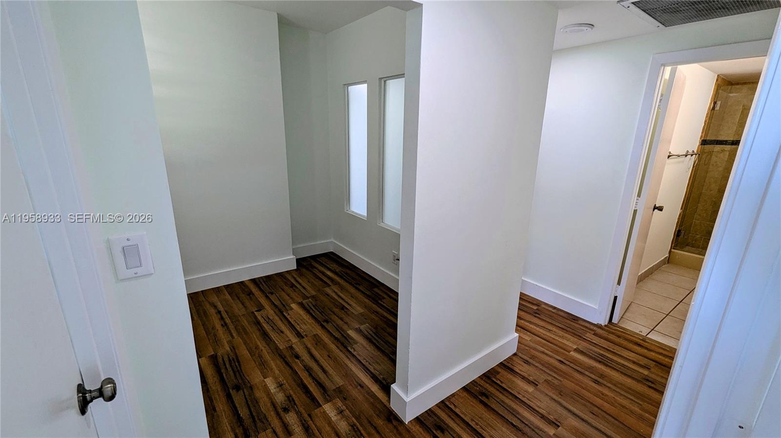 300 Bayview Dr #206 Sunny Isles Beach, FL 33160