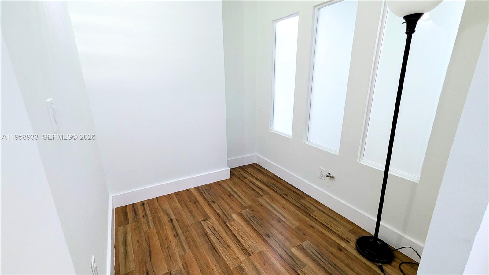 300 Bayview Dr #206 Sunny Isles Beach, FL 33160