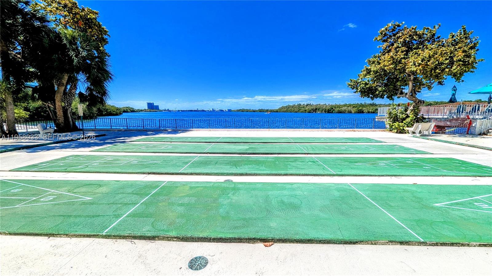 300 Bayview Dr #206 Sunny Isles Beach, FL 33160