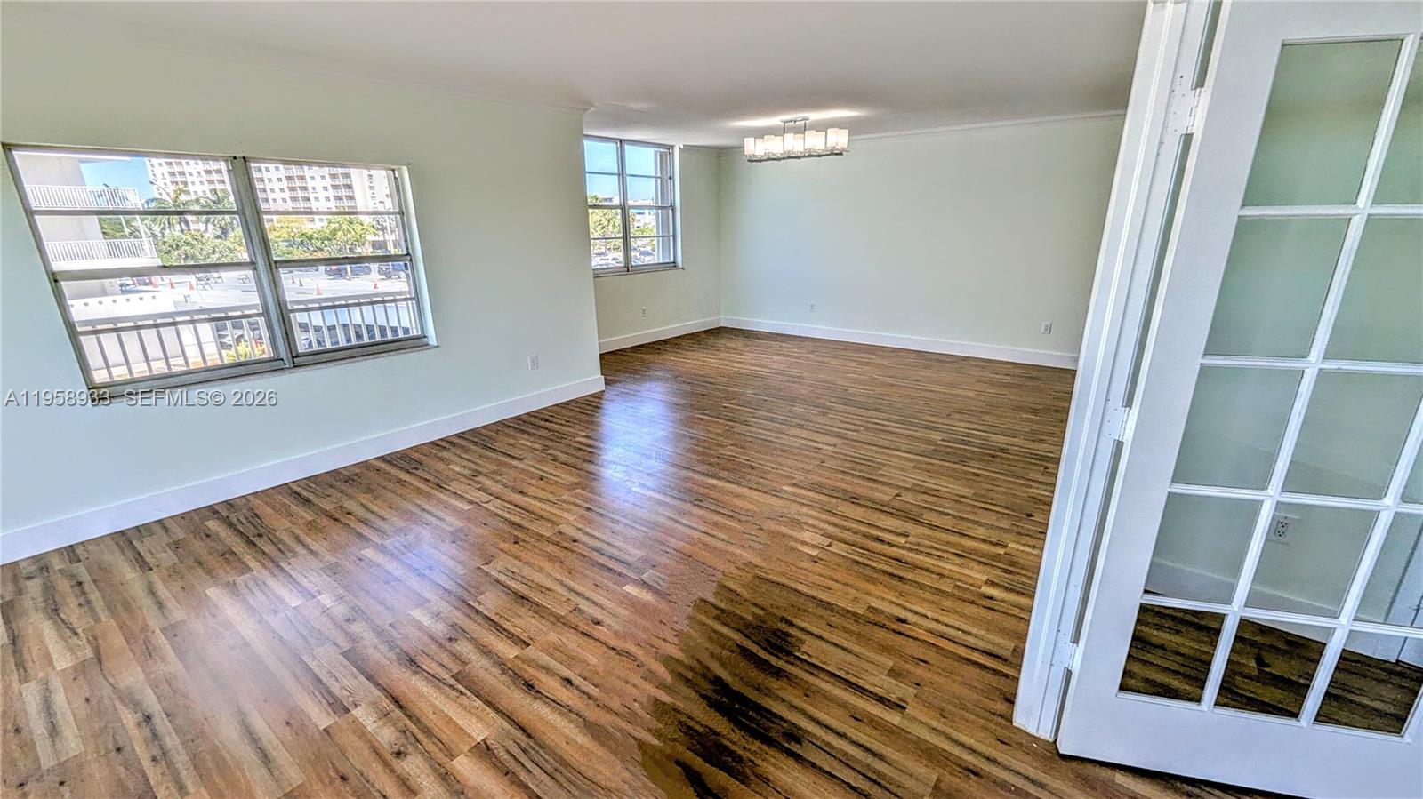 300 Bayview Dr #206 Sunny Isles Beach, FL 33160