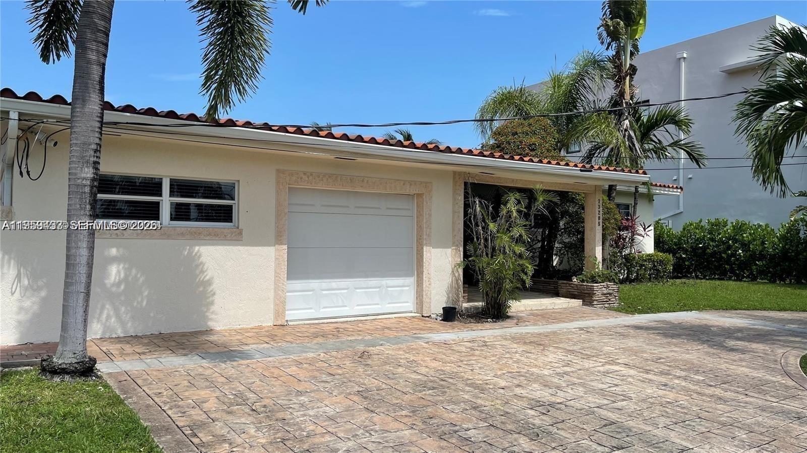 13205 Ortega Ln North Miami, FL 33181