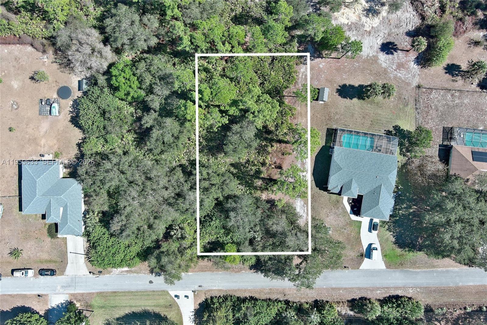 414 Lake Ave, lehigh acres, FL 33972
