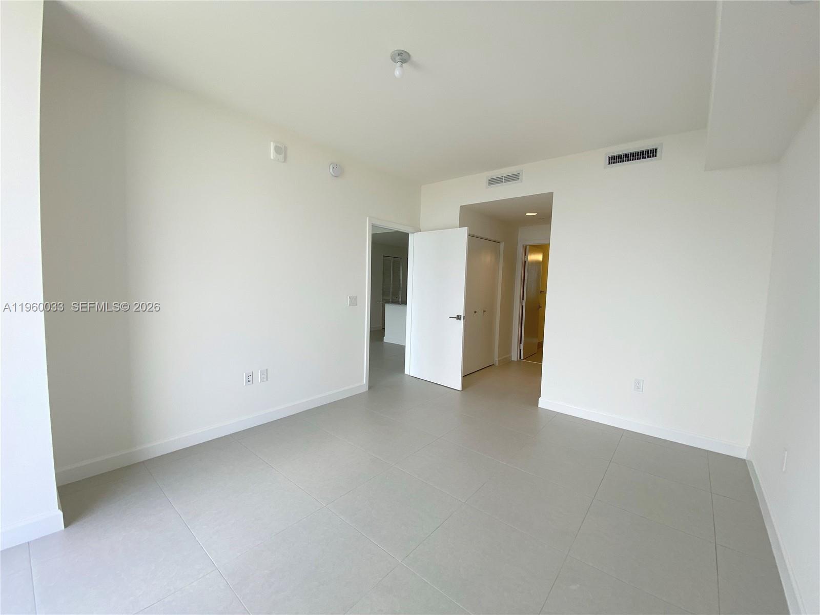 5350 NW 84th Ave #1703 Doral, FL 33166