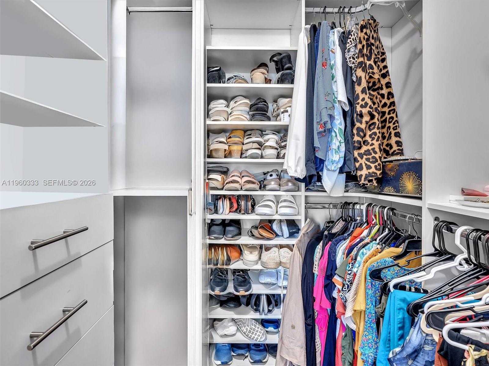 6423 Collins Ave #409 Miami Beach, FL 33141