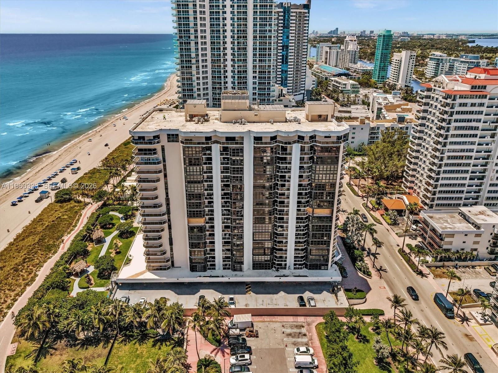 6423 Collins Ave #409 Miami Beach, FL 33141