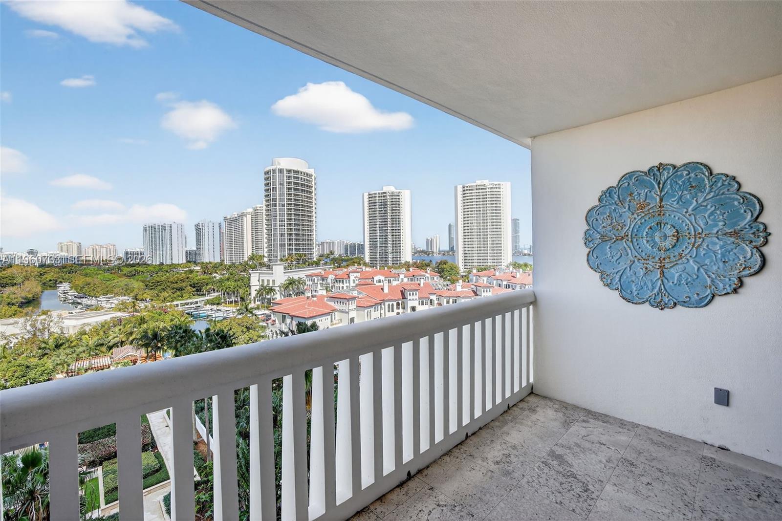 2000 Island Bl #1109 Aventura, FL 33160