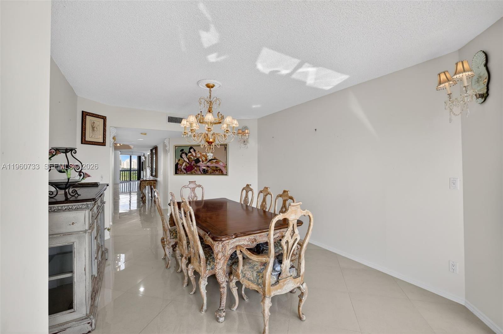 2000 Island Bl #1109 Aventura, FL 33160