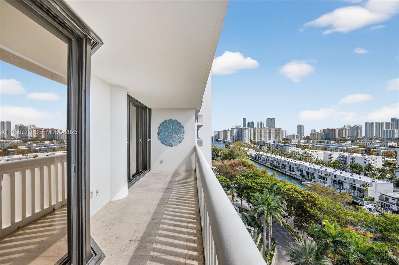 2000 Island Bl #1109 Aventura, FL 33160