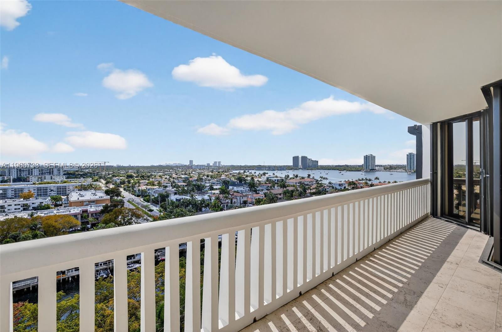 2000 Island Bl #1109 Aventura, FL 33160