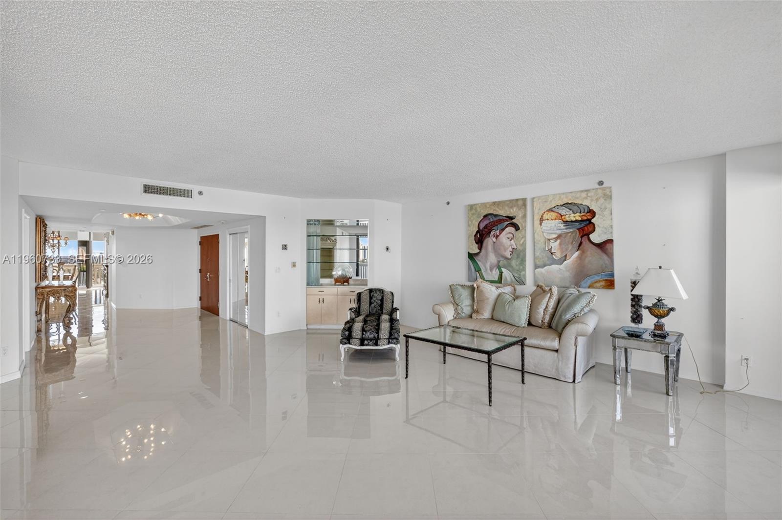 2000 Island Bl #1109 Aventura, FL 33160