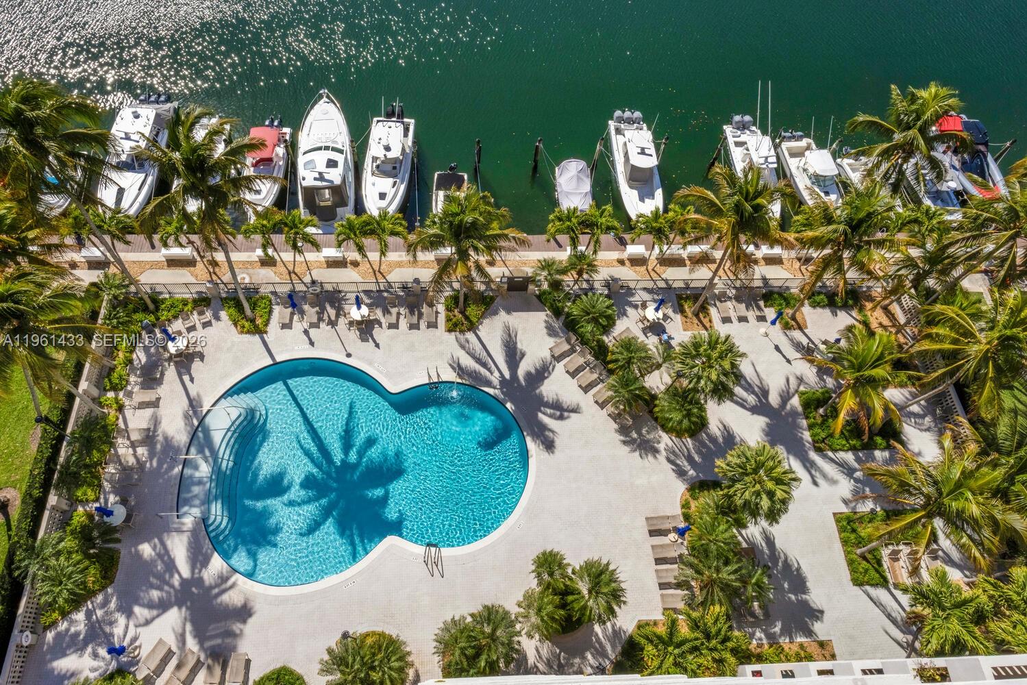 90 Edgewater Dr #PH25 Coral Gables, FL 33133