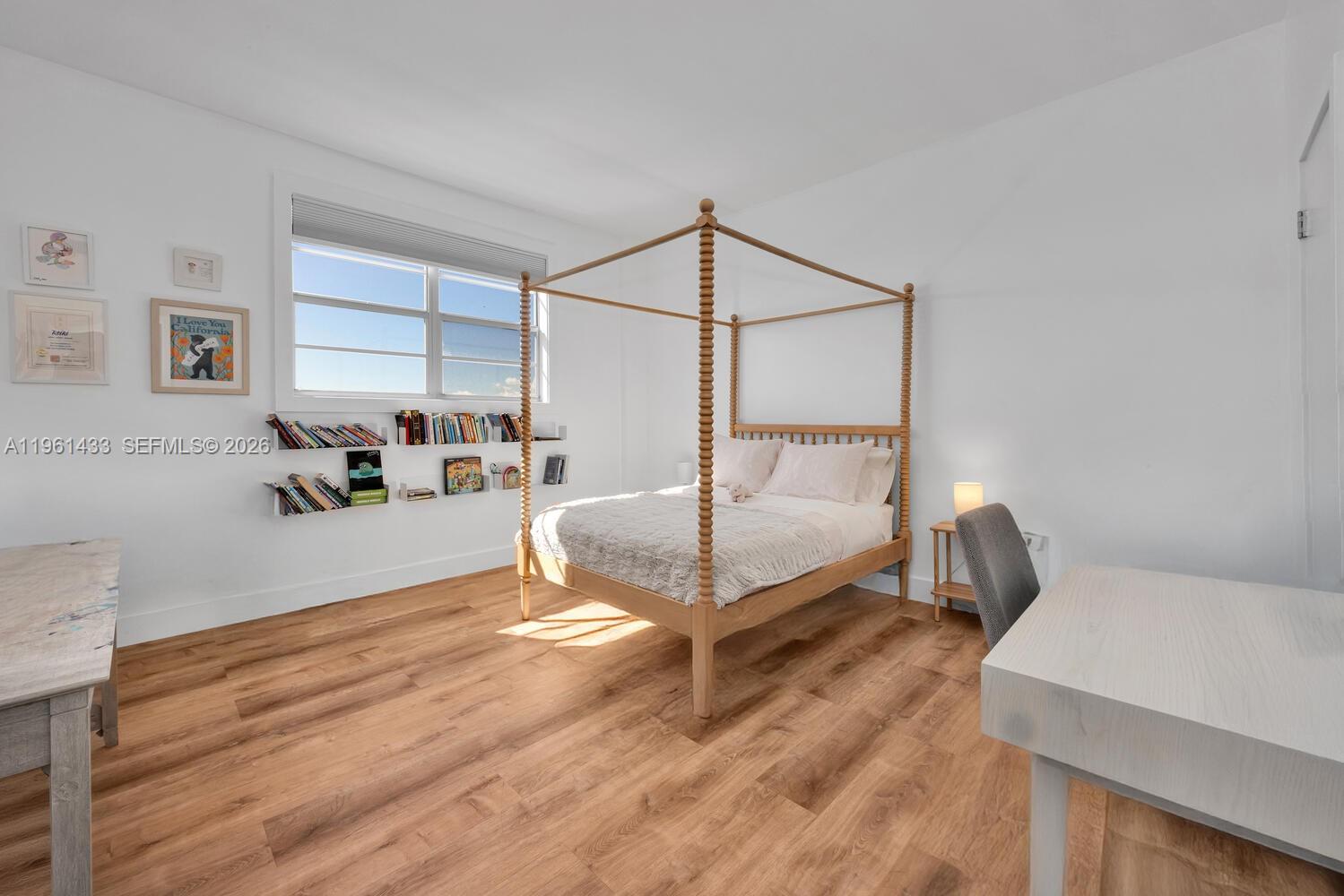 90 Edgewater Dr #PH25 Coral Gables, FL 33133