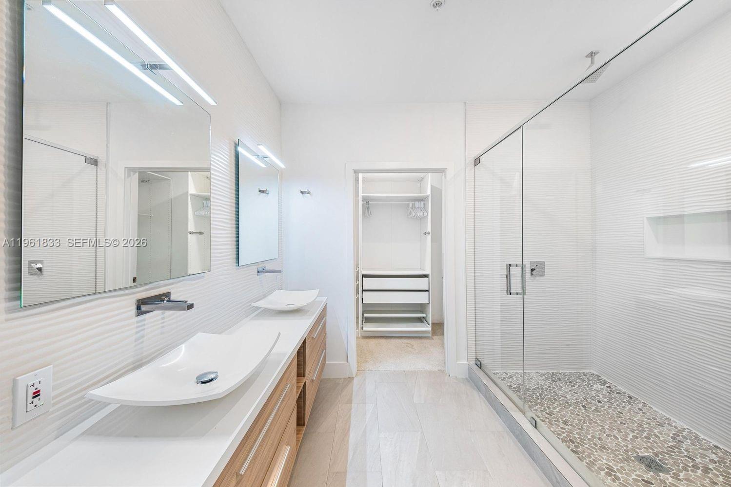 4480 NW 8th Pl Plantation, FL 33317