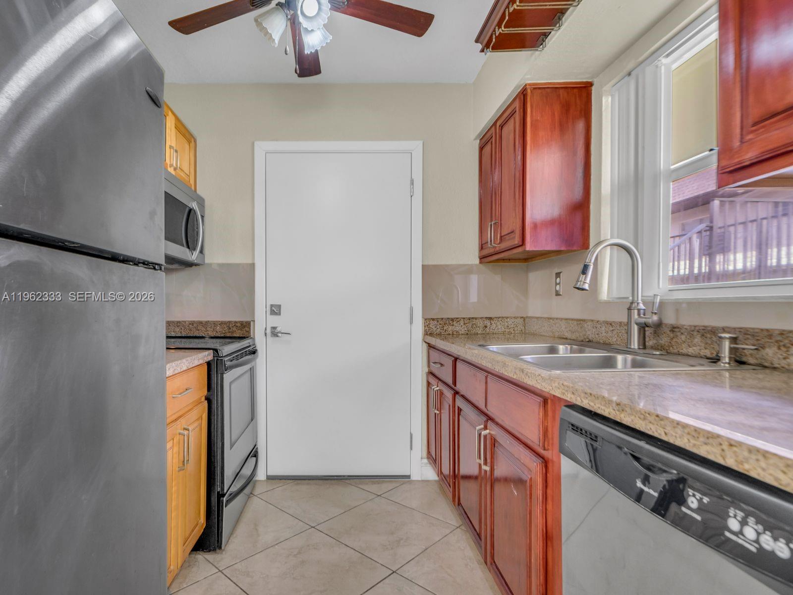 8601 SW 94th St #104W Miami, FL 33156