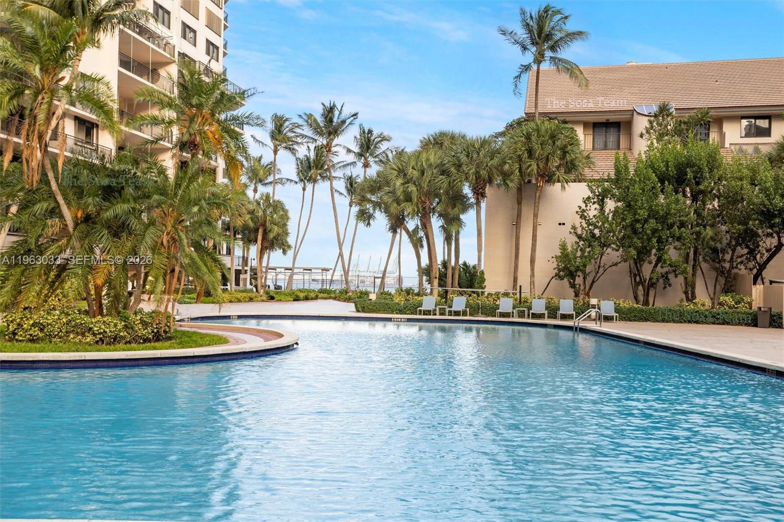 540 Brickell Key Dr #823 Miami, FL 33131