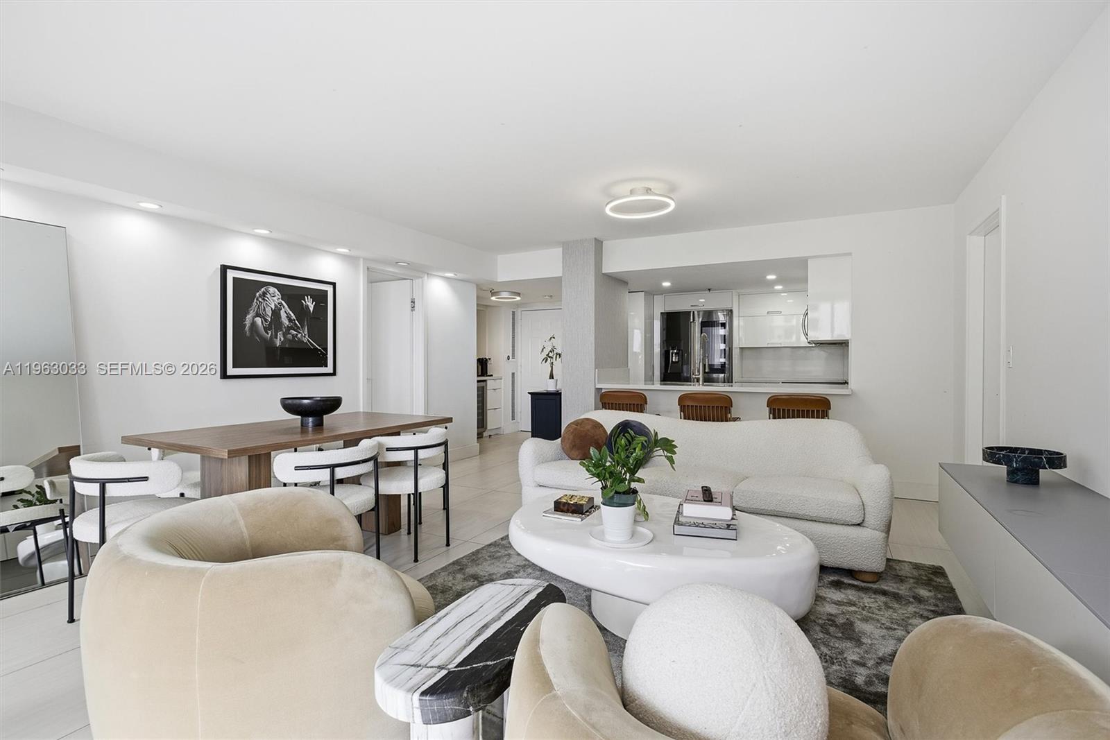 540 Brickell Key Dr #823 Miami, FL 33131