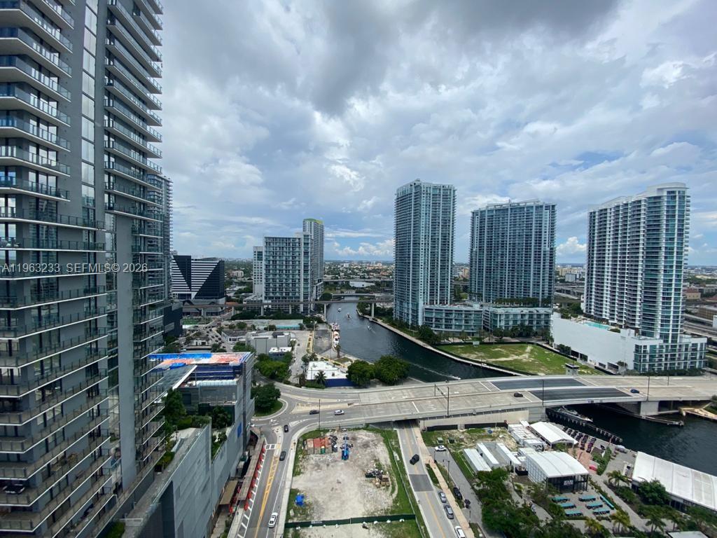 image MyBrickell18