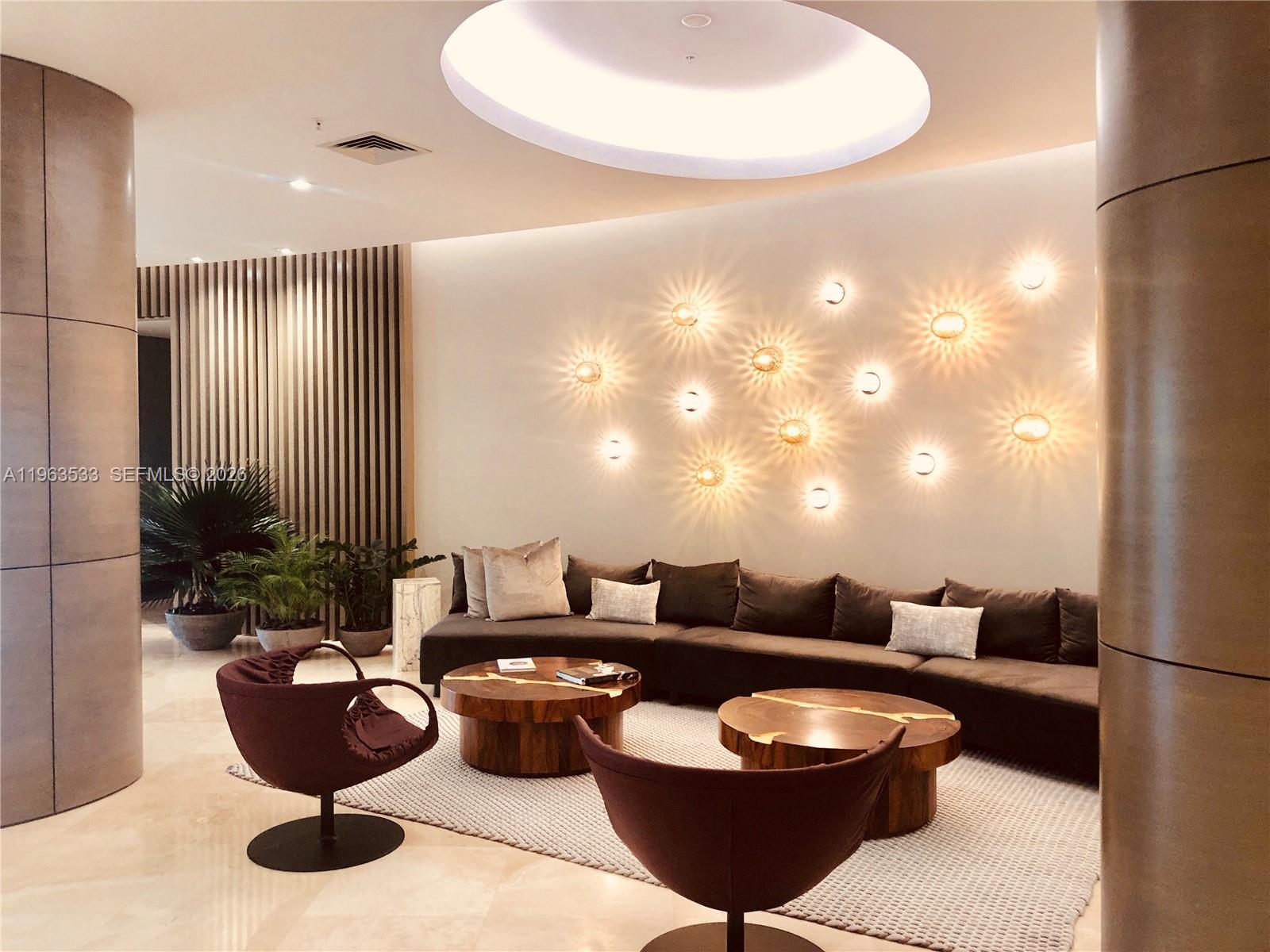 image Harbour House11