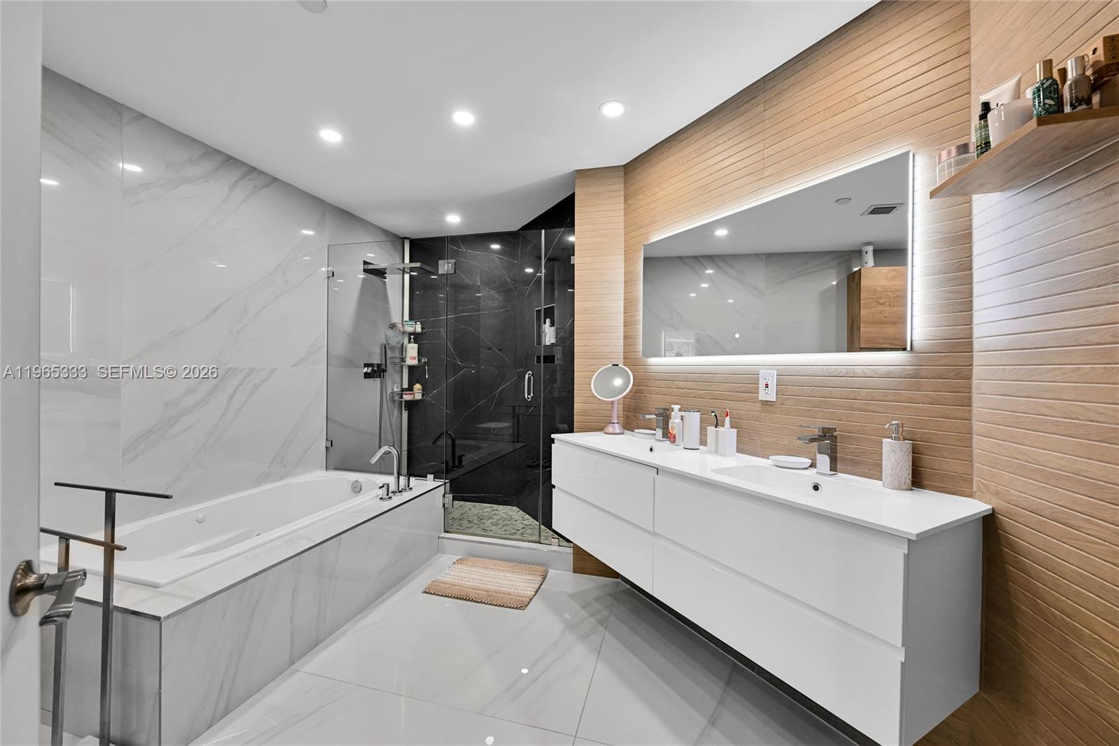 image The Atrium at Aventura11