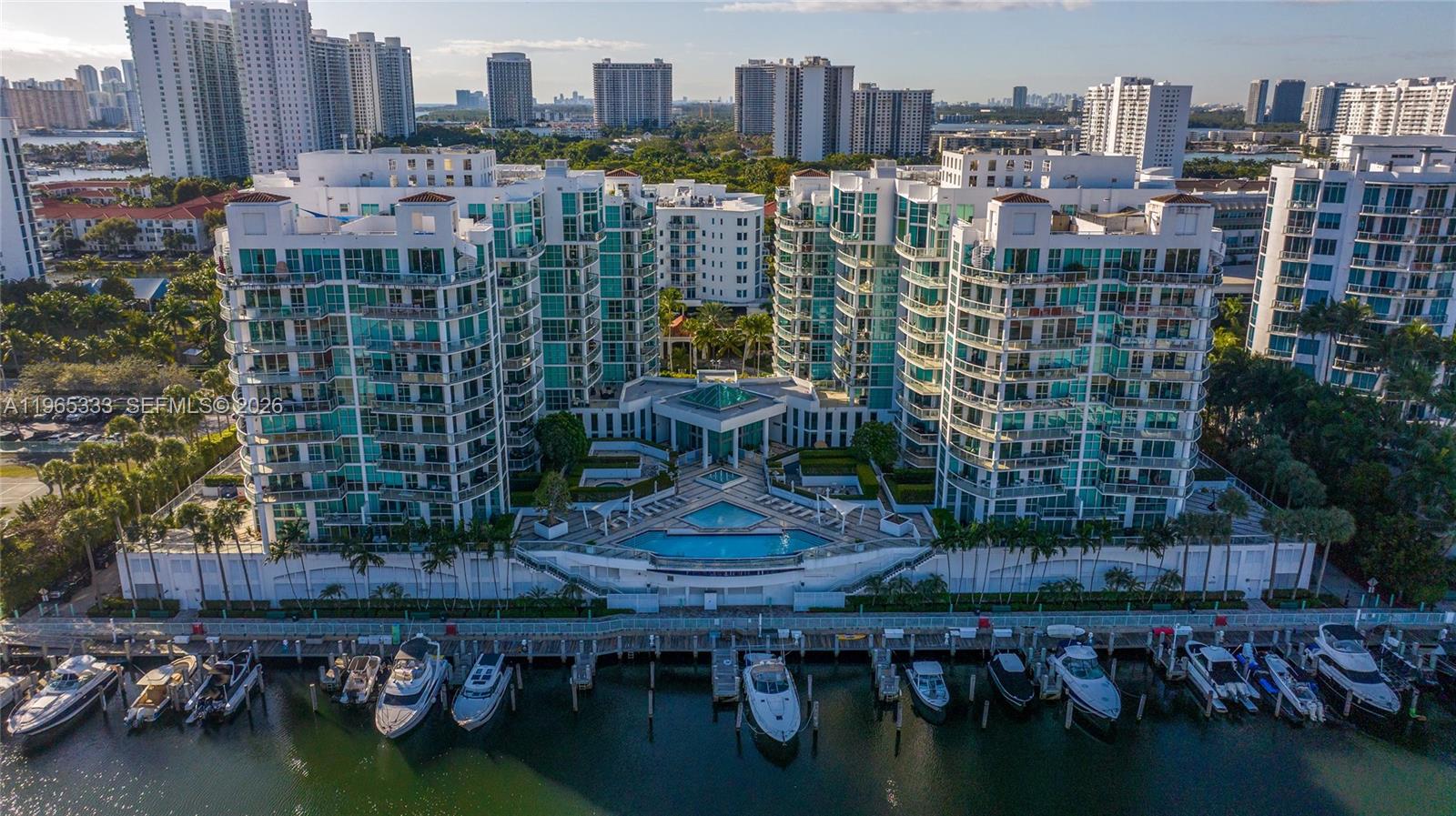 image The Atrium at Aventura28