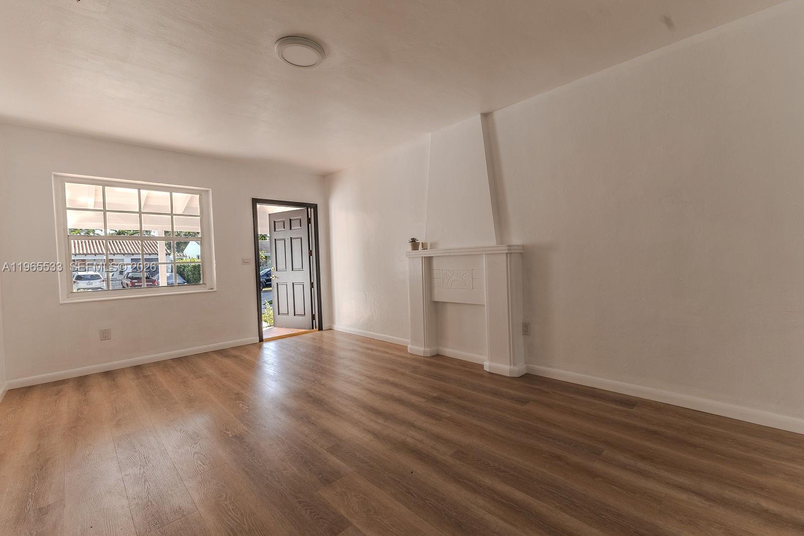 1441 SW 17th St Miami, FL 33145