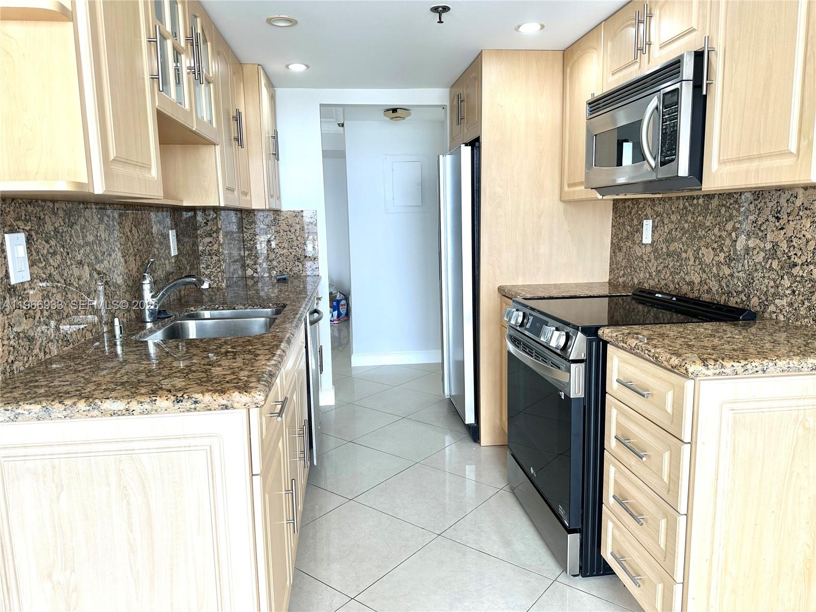 210 174th St #2411 Sunny Isles Beach, FL 33160