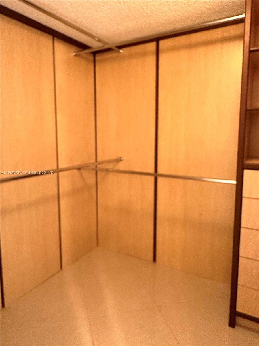 210 174th St #2411 Sunny Isles Beach, FL 33160