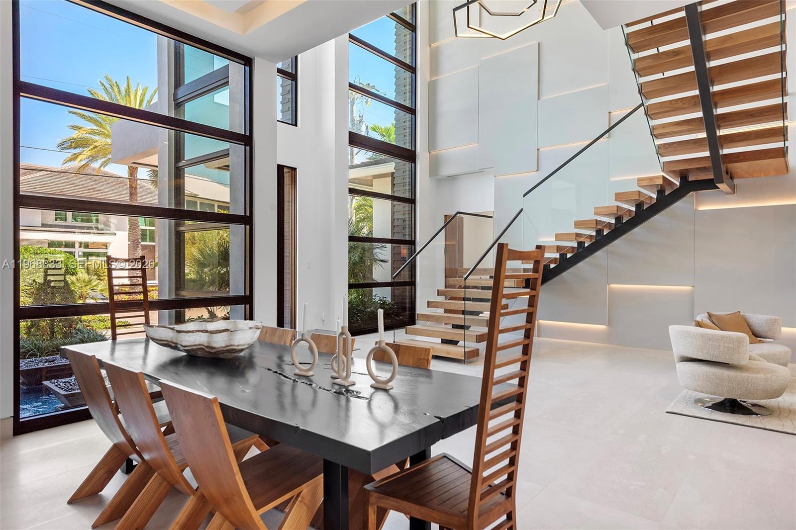 22 Isla Bahia Dr Fort Lauderdale, FL 33316