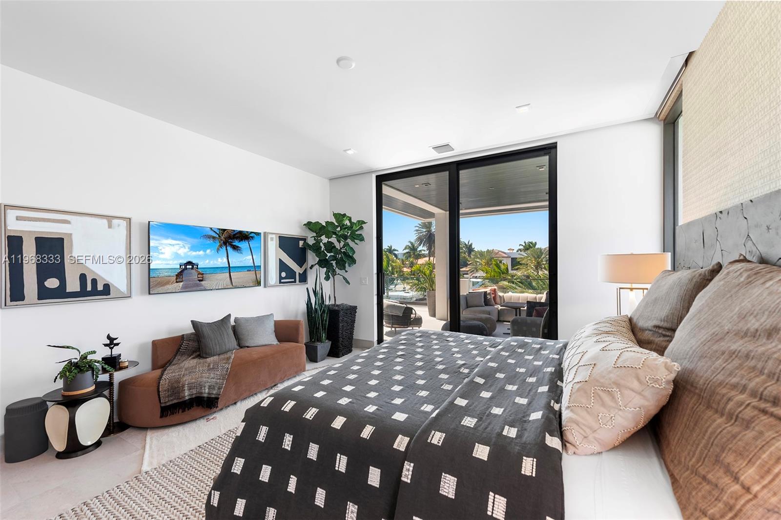 22 Isla Bahia Dr Fort Lauderdale, FL 33316