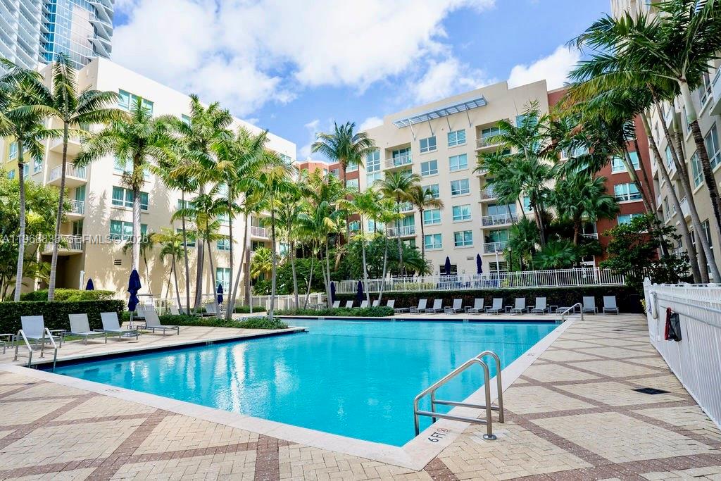 image Cite on the Bay East35