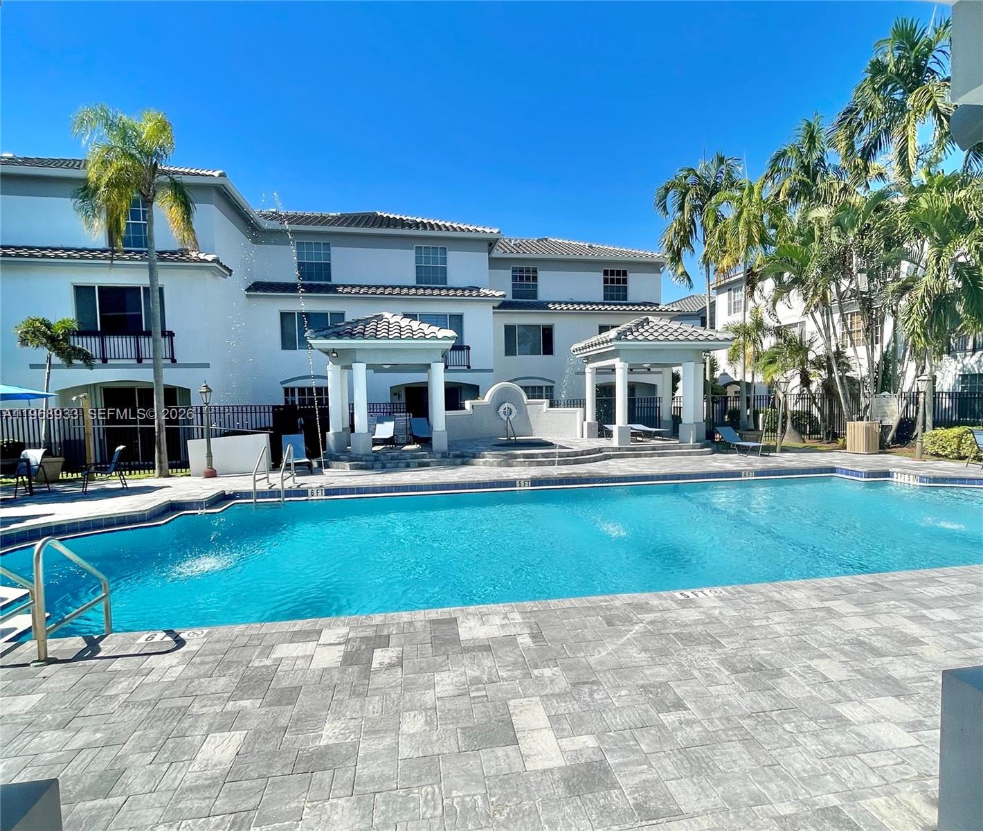 745 SW 148th Ave #815 Sunrise, FL 33325