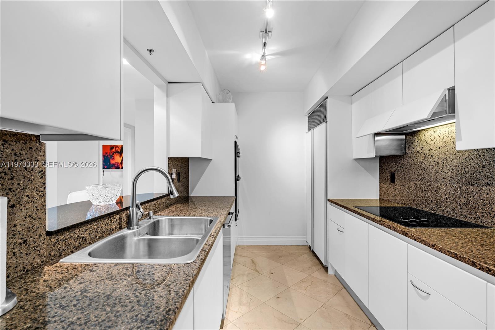 image 1500 Ocean Drive8