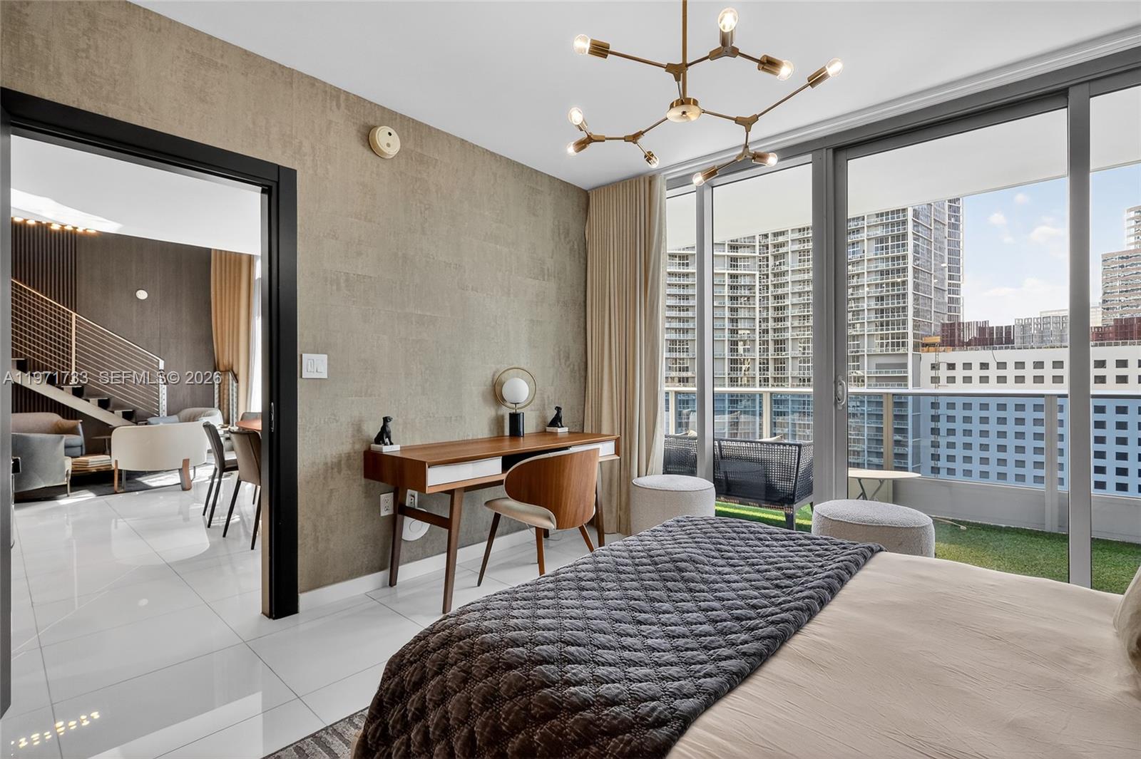 200 Biscayne Blvd Way #1108 Miami, FL 33131