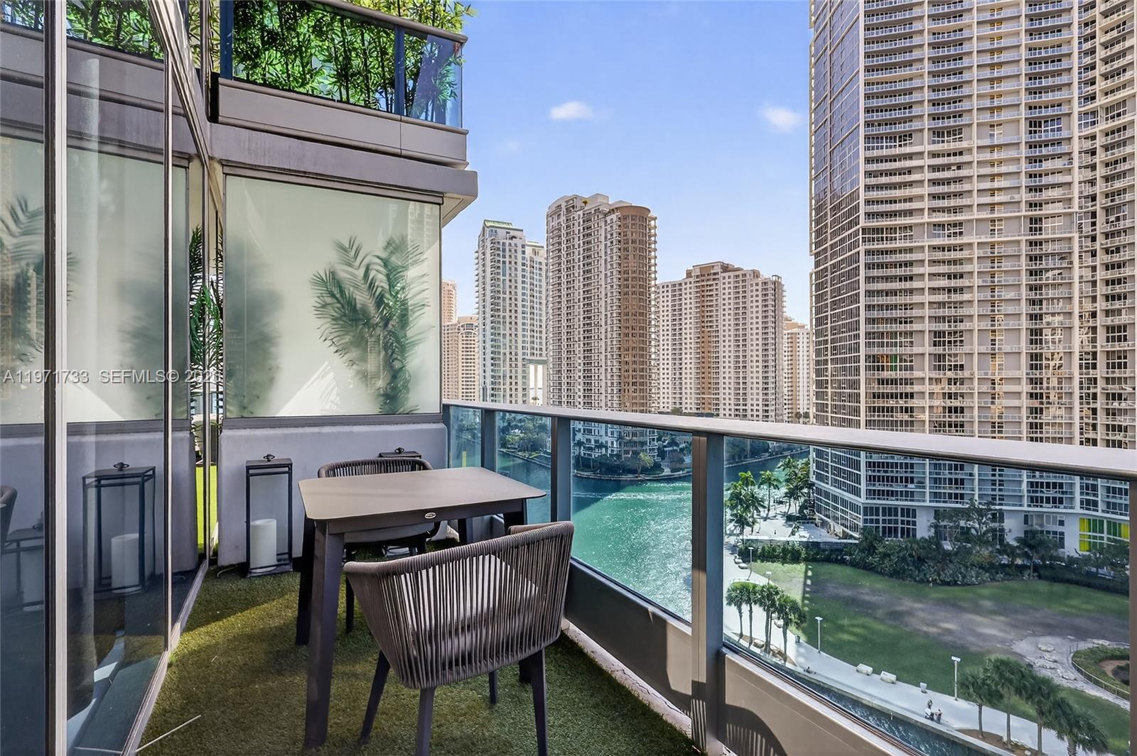 200 Biscayne Blvd Way #1108 Miami, FL 33131