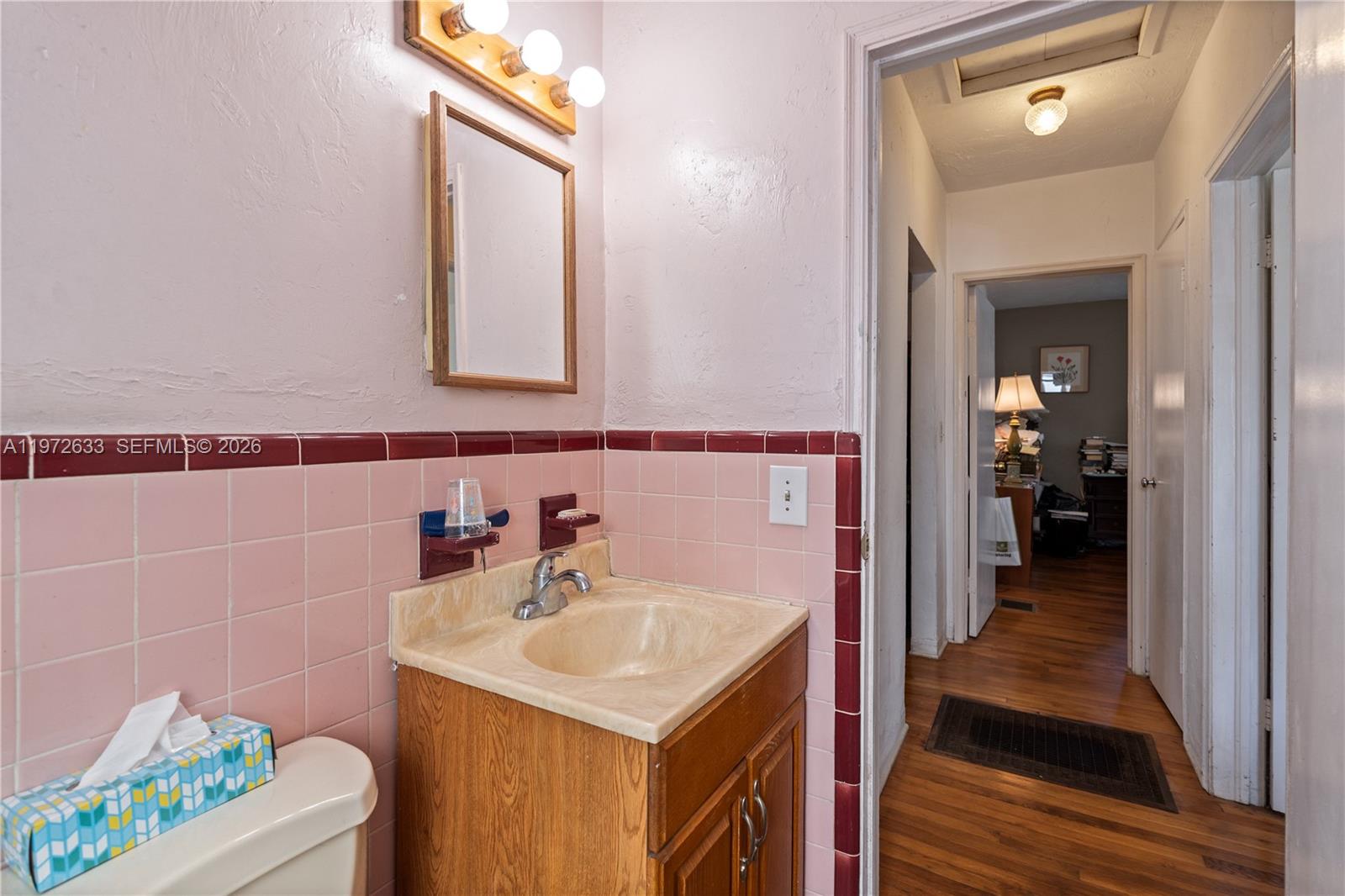 5730 SW 42nd Ter South Miami, FL 33155