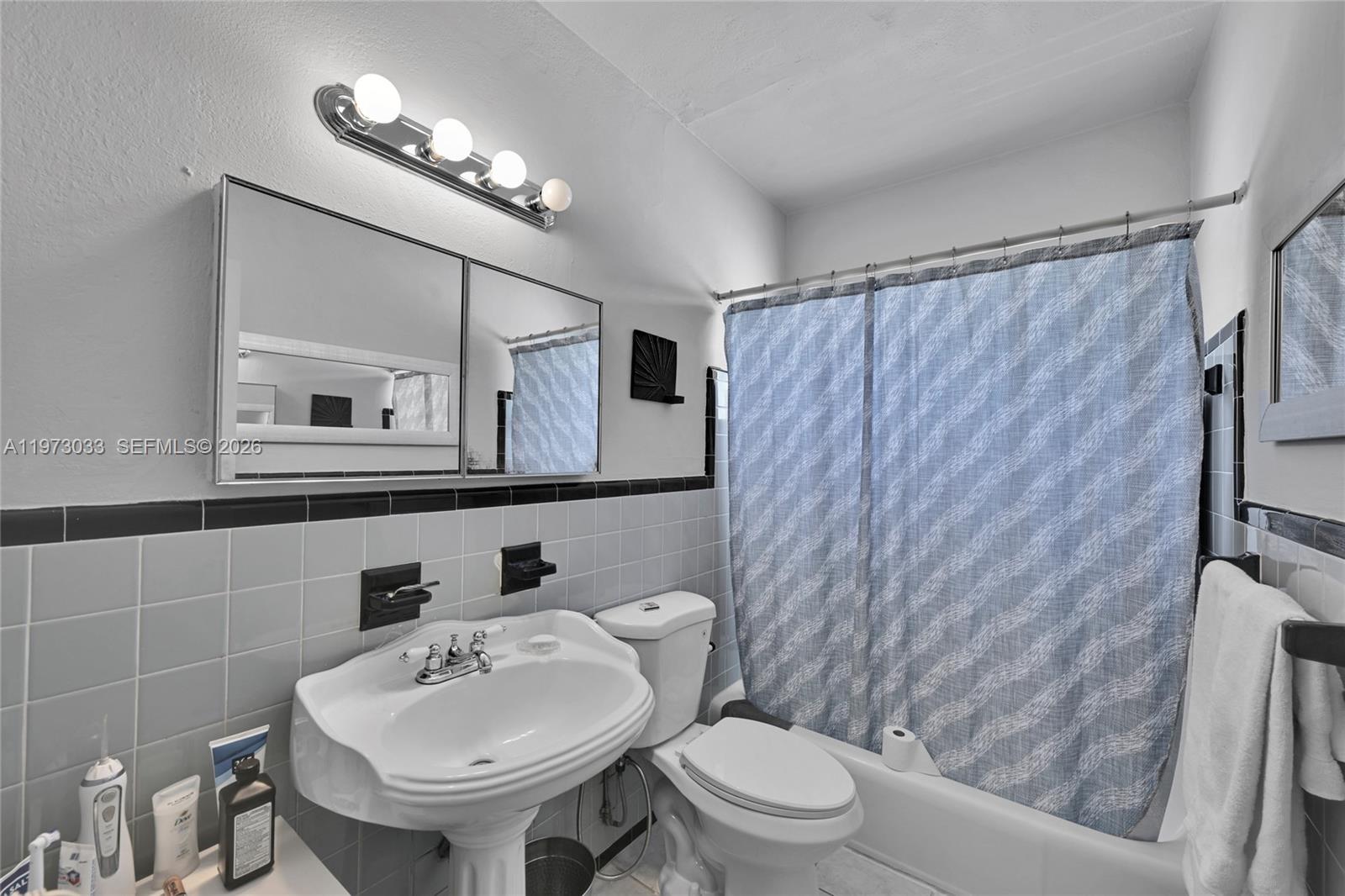 1240 14th St Miami Beach, FL 33139